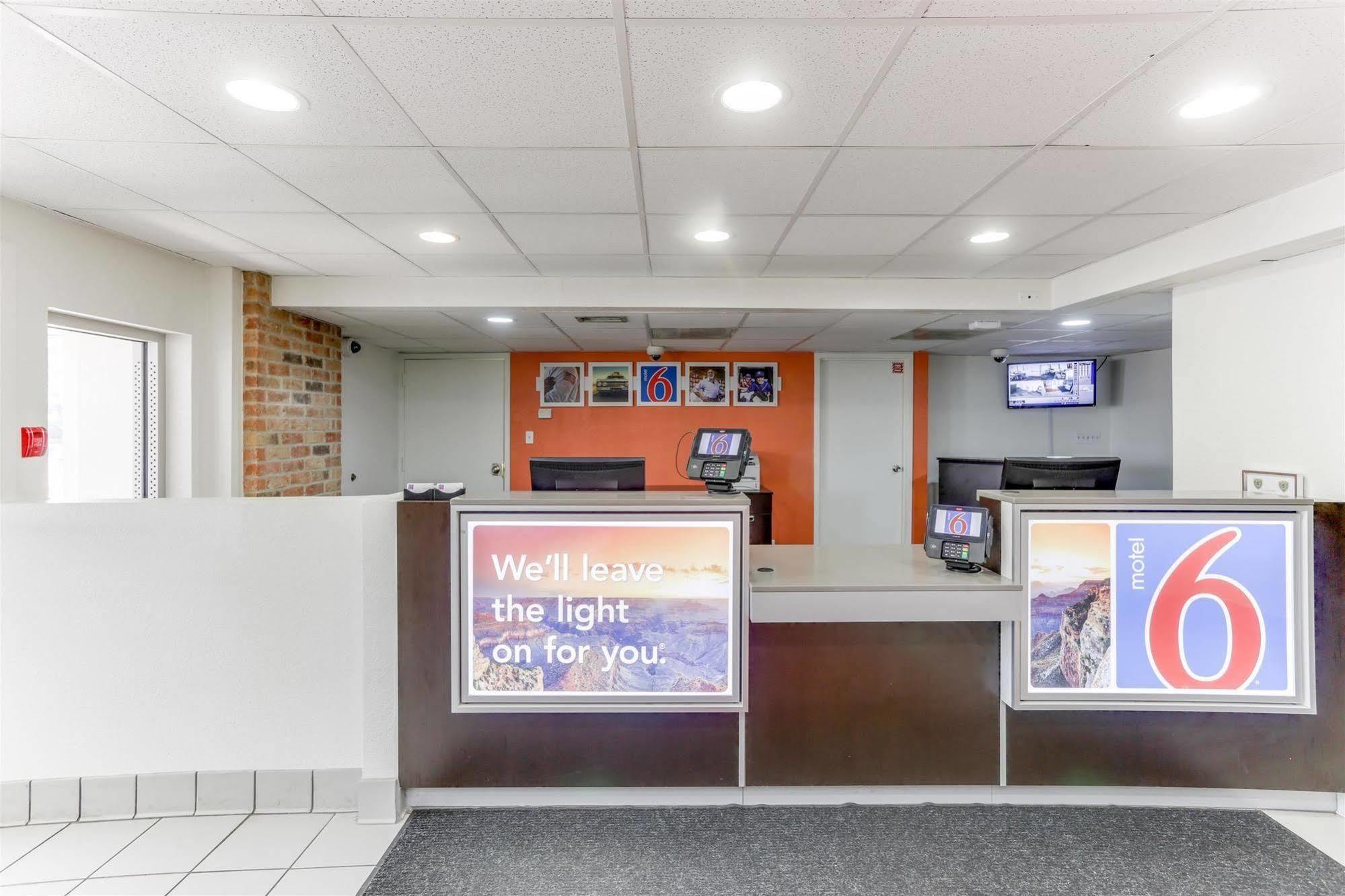 Motel 6 Houston, Tx - West Exteriör bild